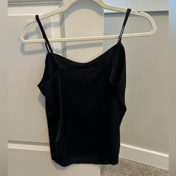 Dynamite Flowy Tank Top | Black - Picture 2 of 5